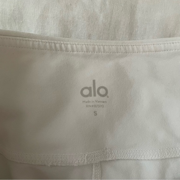 Alo Yoga SMALL White Motto Leggings mesh - Picture 5 of 10